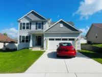 Luxury 5BR 3.5B sleeps 17 w/ Hot Tub, Home Theater near Skiing, Golf, & Bars