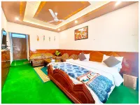 Goroomgo Tribhuwan Ranikhet Отели в г. Раникхет
