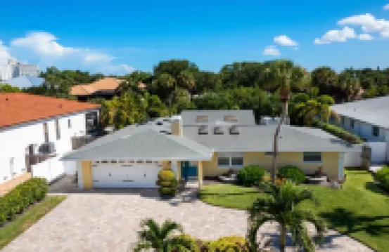 Luxe 3BR Siesta Key Home Pool
