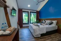 Beach Veli Hotels in Ukulhas