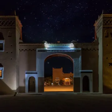 Kasbah Tizzarouine Отели в г. Бумальн Дадес