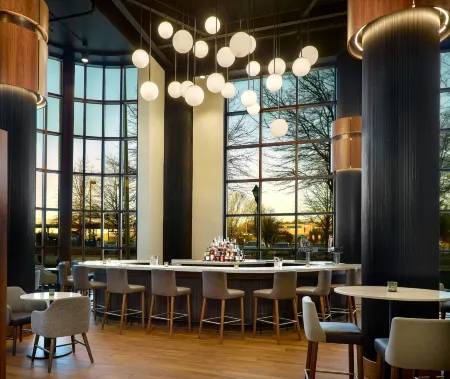 Chattanooga Marriott Downtown Отели рядом с достопримечательностью «Водопады Раби»