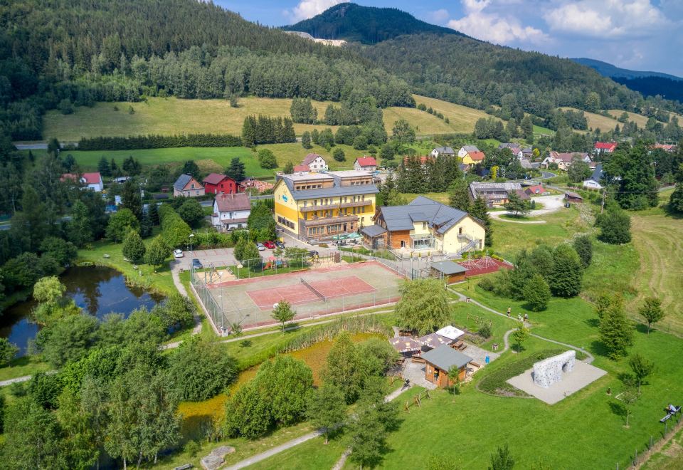 hotel overview picture