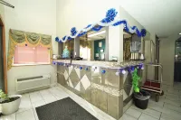 法裡巴爾特城鎮套房飯店