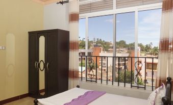 Oasis Top Hotel