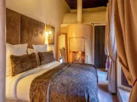 리야드 이네스 홈