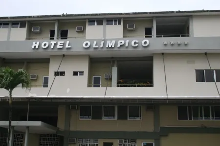 Hotel Olimpico Quevedo Отели в г. Кеведо