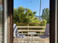 Rooftop Studio Apt Near Metro Cholargos - 5 Min Walk