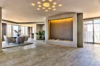 Aquarius Luxury Suites Hotels in Bloubergstrand