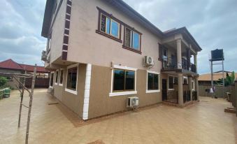 Beautiful 2-Bed Apartment in Kumasi