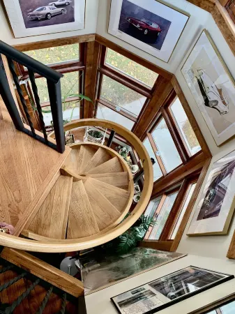 The Avanti Houses Отели рядом с достопримечательностью «Ice Box Skating Rink»