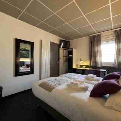 Brit Hotel Le Vesoul Rooms