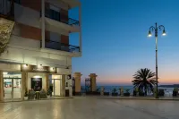 Sofi' Center Rooms Hotel in zona Spiaggia Lumia