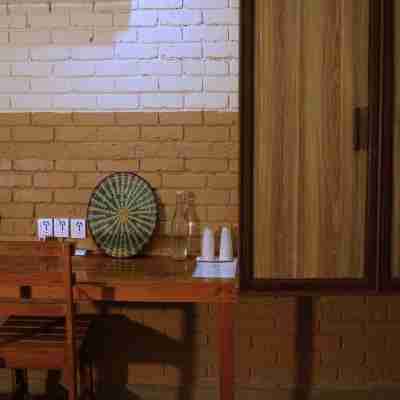 Nana Jungle Resort Near Chitwan National Park Rooms