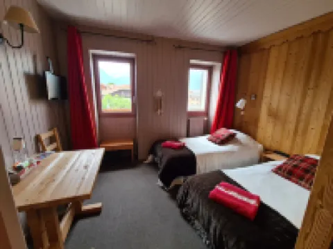 Hôtel et Appart'Hôtel Restaurant l'Adray Hotels in Aime