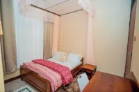Kilimanjaro Home Of Travelers - parking