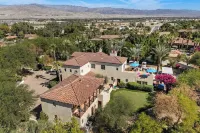 Villa del Gallo by Avantstay Luxury Group Retreat + Pool, Putting Green