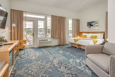 Saltline Hotels in Seaside