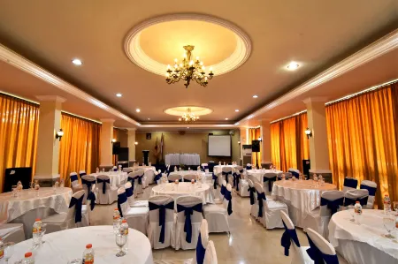 Hotel Sendang Sari