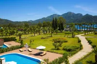 Fortezza Beach Resort - Romantic