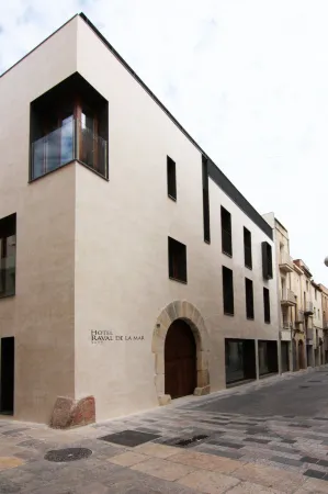 Hotel Raval de la Mar