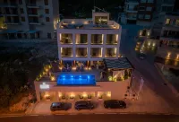 Boutique Hotel R Palazzo Hotels in Prčanj