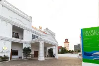 RedDoorz at Binjai Deli Serdang Hotels near Suni Yabes Tambourine
