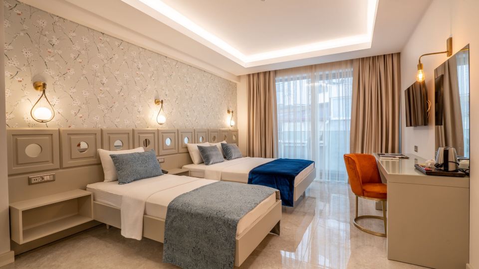 Muhtar Hotel