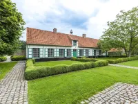 Beautiful Farmhouse in Beernem with Garden Hotels in Beernem