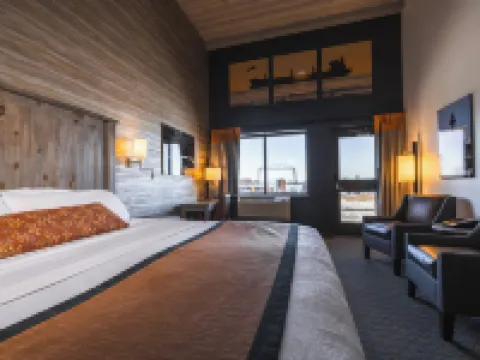 Pier B Resort Hotels in Duluth