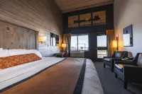 Pier B Resort Hotels near Miller Hill Mall