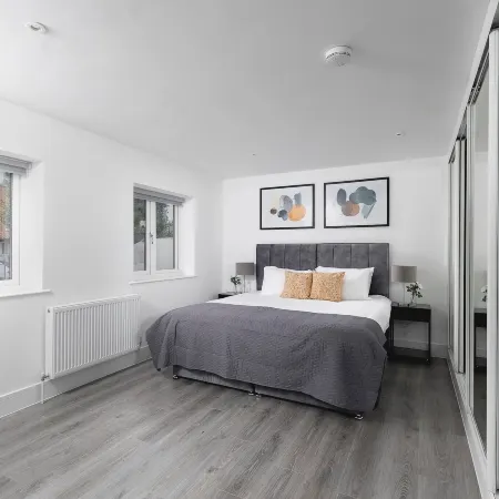 Skyvillion Vineyard Court, Enfield, 2 Bed, with Garden