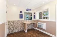 Americas Best Value Inn Avenel Woodbridge Hotel di Iselin