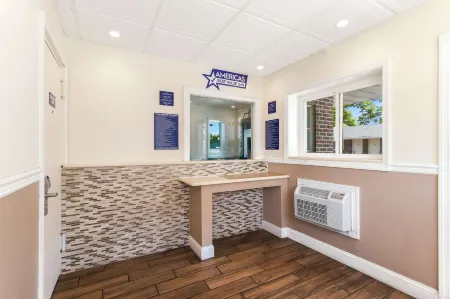 Americas Best Value Inn Avenel Woodbridge
