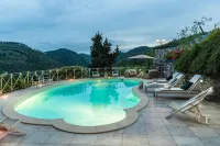 Casolare Dei Colli in Camaiore - Villas