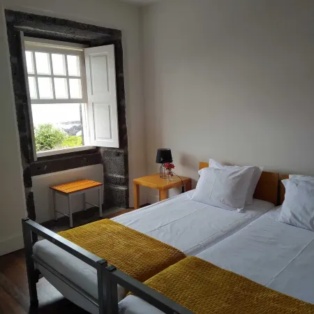 Azores Youth Hostels - Pico