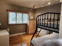 Réveillez-Vous S.E.N.C Hotels in Repentigny