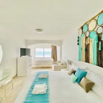 Cyan Cancun Resort & Spa