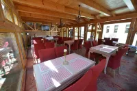 Noblesse Boutique Resort - breakfast