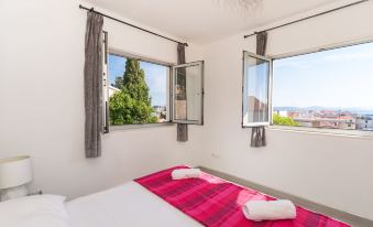 In Center Near the Marina and Beach