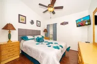 South Facing Private Pool with Lake View & Spa - Quiet Vacation Area - Family Friendly