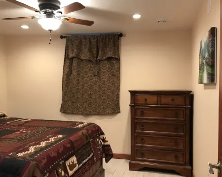 Delta Dome Home Basement Apartment Hotels in Delta Junction