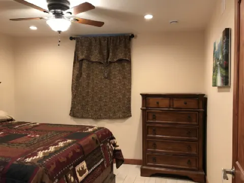 Delta Dome Home Basement Apartment Hotels in 