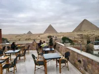 Sky Pyramids View Inn Hotels in Nazlet El-Semman