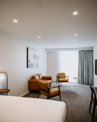 Peninsula Hotel Motel Hotels in Port Adelaide