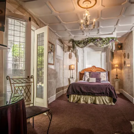 The Anniversary Inn - Logan Hotels in Cache County