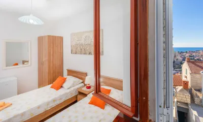 Rooms Ivo Hotels in Komolac