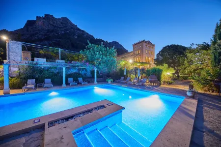 Agroturismo Alquería Blanca Отели в г. Вальдемоса