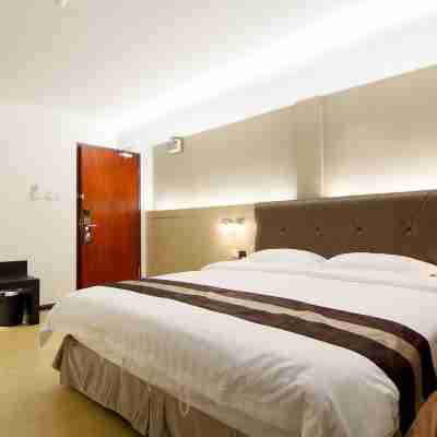 Kingsley Hotel Rooms