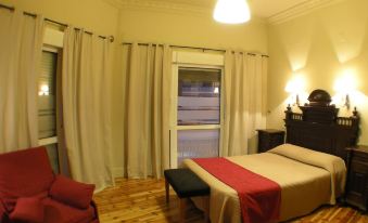 Hostal Canovas